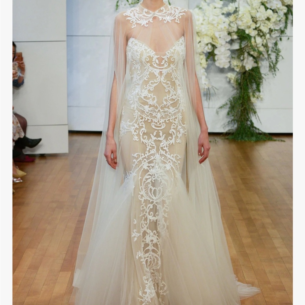 Monique Lhullier Collection Bastille Tulle Cape Removable Ivory